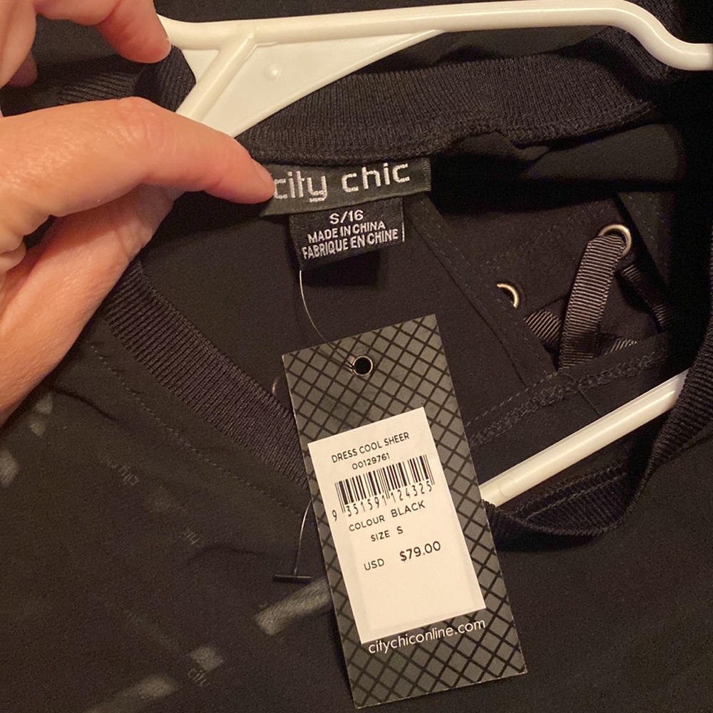 City chic black midi dress - Picture 3 of 5